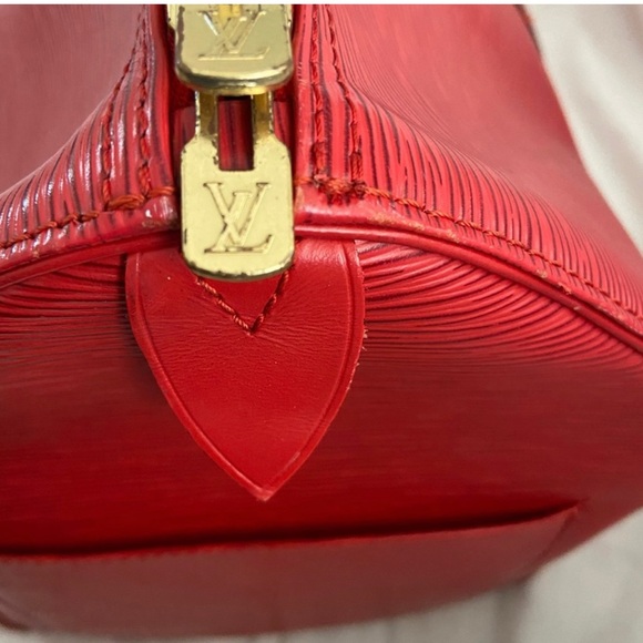 Louis Vuitton Keepal 50 Castilian Epi Red Duffle🔥 - Picture 8 of 8